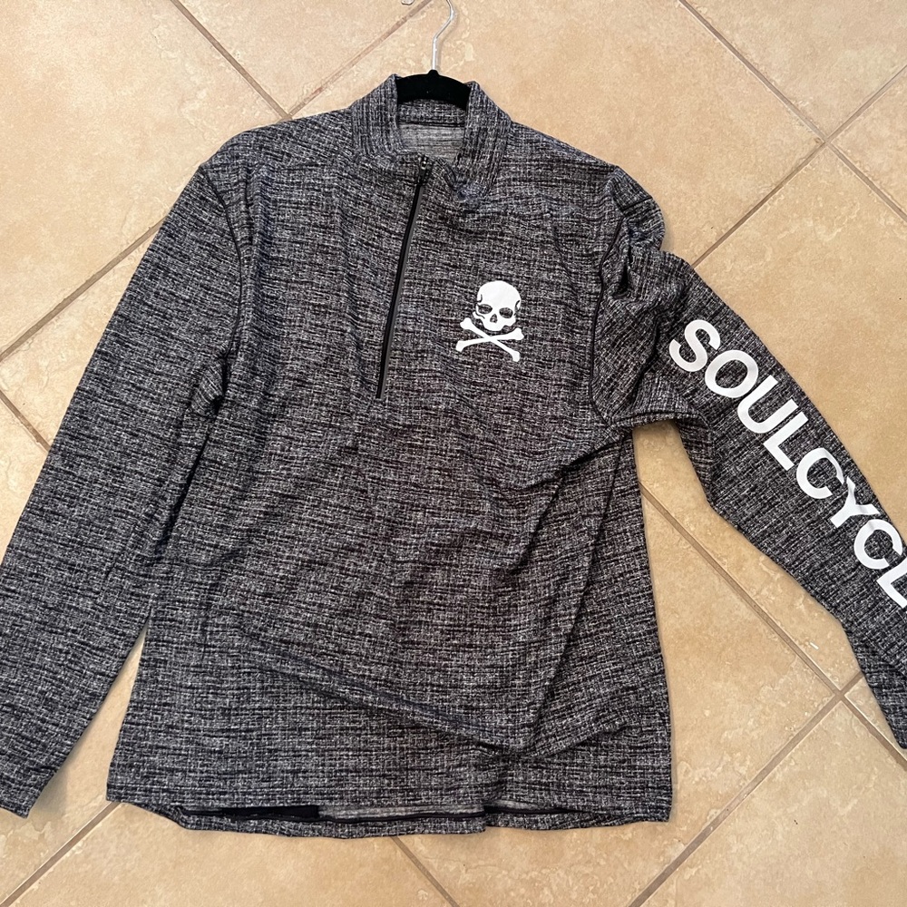 Mens Lululemon Pullover XL EUC Soulcycle logo